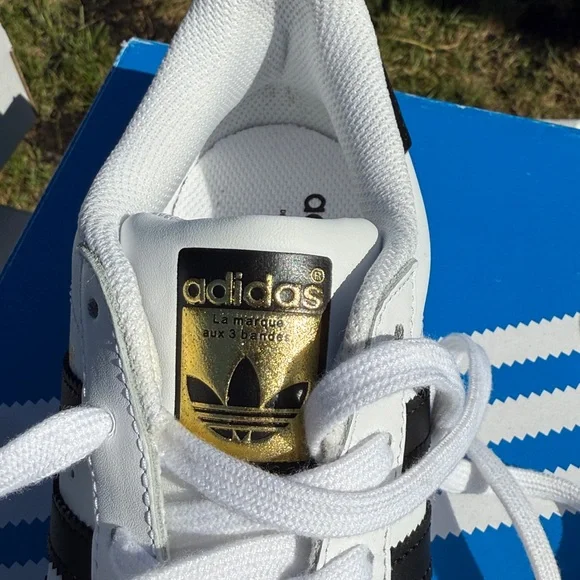 Adidas Superstar White with Black Stripes - Picture 6 of 6